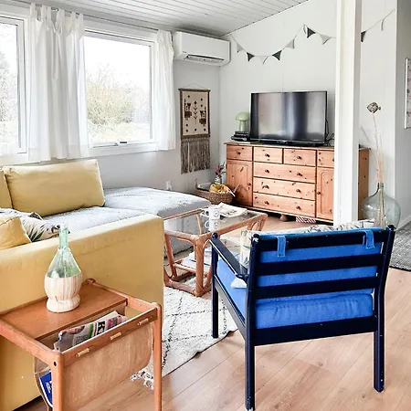 Cozy Retreat Near Sejerobugten Tatil Evi